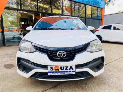 TOYOTA Etios Hatch 1.5 16V 4P FLEX X PLUS AUTOMTICO, Foto 1