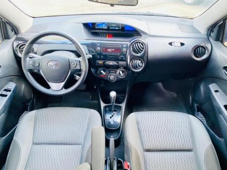 TOYOTA Etios Hatch 1.5 16V 4P FLEX X PLUS AUTOMTICO, Foto 5