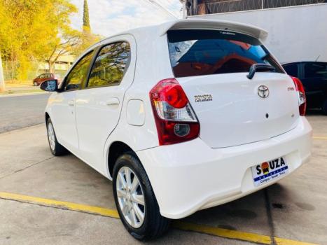 TOYOTA Etios Hatch 1.5 16V 4P FLEX X PLUS AUTOMTICO, Foto 7