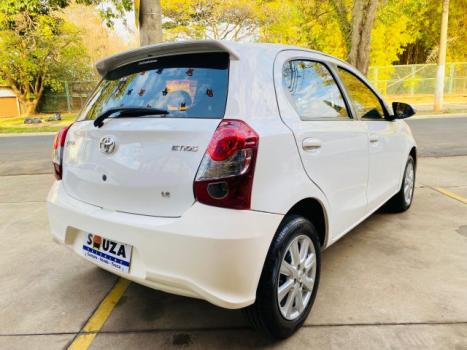 TOYOTA Etios Hatch 1.5 16V 4P FLEX X PLUS AUTOMTICO, Foto 9