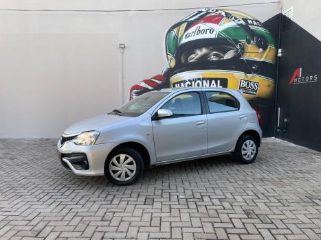 TOYOTA Etios Hatch 1.5 16V 4P FLEX XS, Foto 2