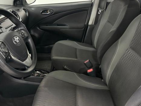 TOYOTA Etios Hatch 1.5 16V 4P FLEX XS AUTOMTICO, Foto 5