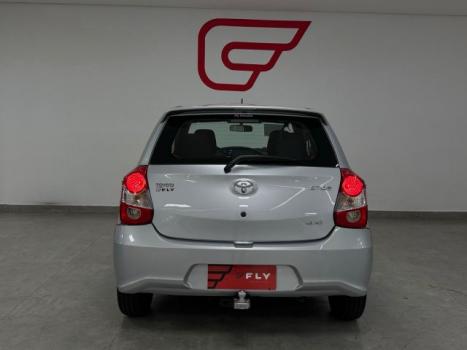 TOYOTA Etios Hatch 1.5 16V 4P FLEX XS AUTOMTICO, Foto 15
