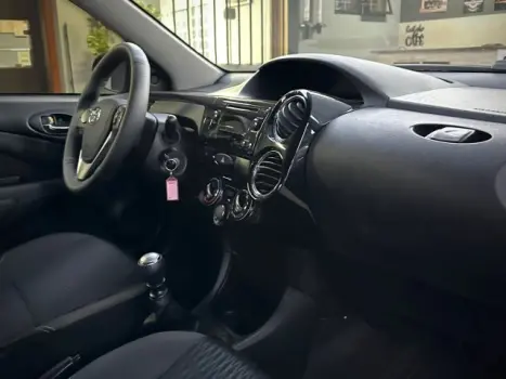 TOYOTA Etios Hatch 1.5 16V 4P FLEX XS, Foto 12