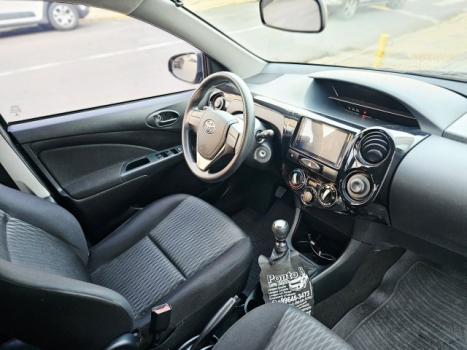 TOYOTA Etios Hatch 1.3 16V 4P FLEX X, Foto 15