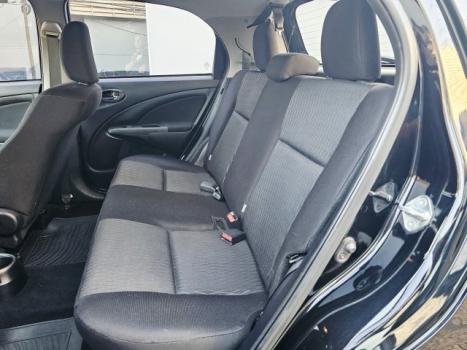 TOYOTA Etios Hatch 1.3 16V 4P FLEX X, Foto 21
