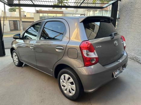 TOYOTA Etios Hatch 1.5 16V 4P FLEX XS, Foto 6
