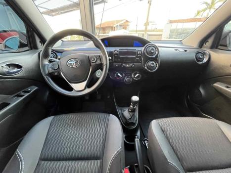 TOYOTA Etios Hatch 1.5 16V 4P FLEX XS, Foto 13