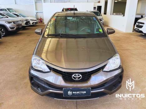 TOYOTA Etios Hatch 1.5 16V 4P FLEX XS AUTOMTICO, Foto 2