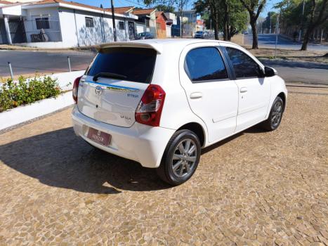 TOYOTA Etios Hatch 1.5 16V 4P FLEX XLS AUTOMTICO, Foto 3