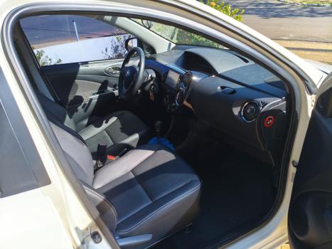 TOYOTA Etios Hatch 1.5 16V 4P FLEX XLS AUTOMTICO, Foto 14
