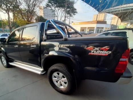 TOYOTA Hilux Caminhonete 3.0 4P 4X4 SRV TURBO DIESEL CABINE DUPLA, Foto 16