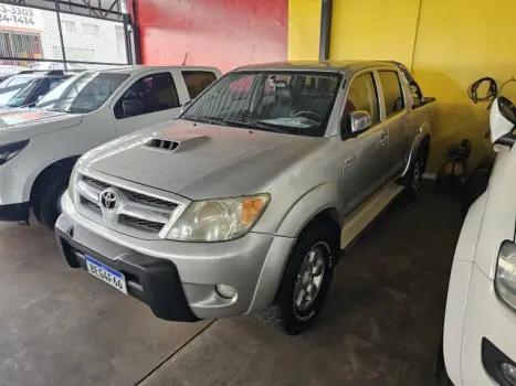 TOYOTA Hilux Caminhonete 3.0 4P 4X4 SRV TURBO DIESEL CABINE DUPLA, Foto 2