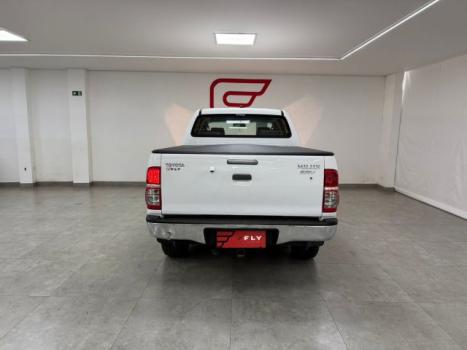 TOYOTA Hilux Caminhonete 3.0 4P 4X4 SRV TURBO DIESEL CABINE DUPLA LIMITED EDITION AUTOMTICO, Foto 13