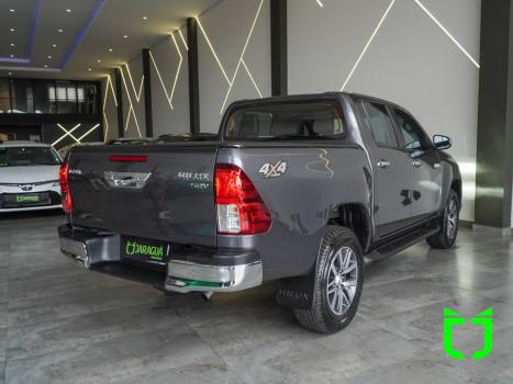 TOYOTA Hilux Caminhonete 2.8 16V SRV 4X4 DIESEL CABINE DUPLA AUTOMTICO, Foto 6