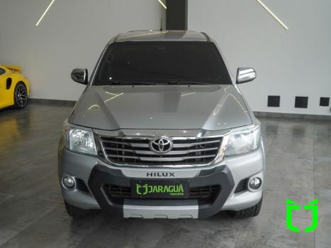 TOYOTA Hilux Caminhonete 2.7 16V 4P SRV FLEX CABINE DUPLA AUTOMTICO, Foto 2