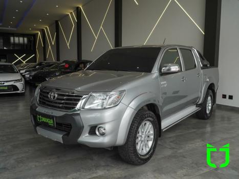 TOYOTA Hilux Caminhonete 2.7 16V 4P SRV FLEX CABINE DUPLA AUTOMTICO, Foto 3