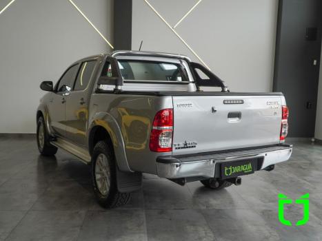 TOYOTA Hilux Caminhonete 2.7 16V 4P SRV FLEX CABINE DUPLA AUTOMTICO, Foto 6