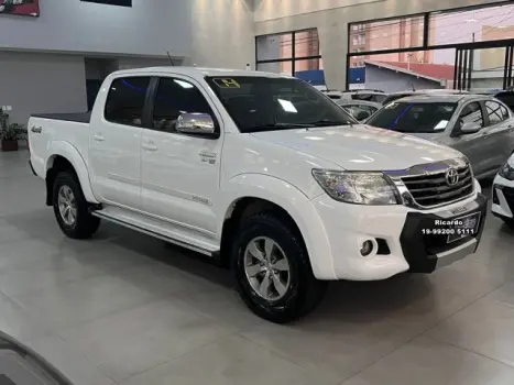 TOYOTA Hilux Caminhonete 2.7 16V 4P SRV FLEX CABINE DUPLA AUTOMTICO, Foto 2