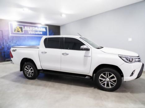 TOYOTA Hilux Caminhonete 2.8 16V SRX 4X4 DIESEL CABINE DUPLA AUTOMTICO, Foto 3