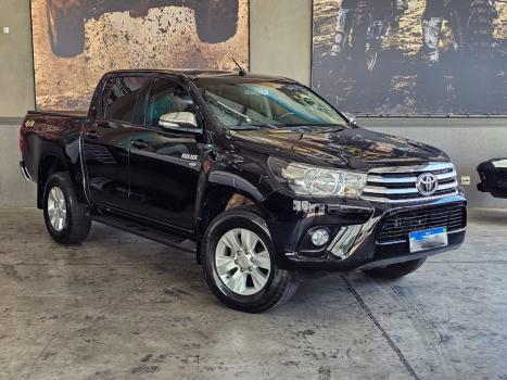 TOYOTA Hilux Caminhonete 2.7 16V 4P SRV FLEX 4X4  CABINE DUPLA AUTOMTICO, Foto 1