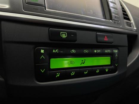TOYOTA Hilux Caminhonete 3.0 4P 4X4 SRV TURBO DIESEL CABINE DUPLA, Foto 13