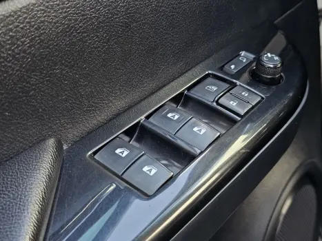 TOYOTA Hilux Caminhonete 2.8 16V SRX 4X4 TURBO DIESEL CABINE DUPLA AUTOMTICO, Foto 7