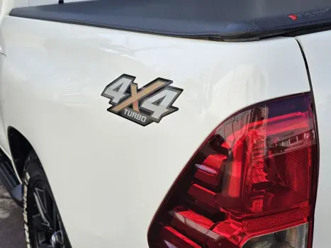 TOYOTA Hilux Caminhonete 2.8 16V SRX 4X4 TURBO DIESEL CABINE DUPLA AUTOMTICO, Foto 17