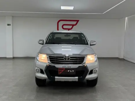 TOYOTA Hilux Caminhonete 2.7 16V 4P SRV FLEX 4X4  CABINE DUPLA AUTOMTICO, Foto 3