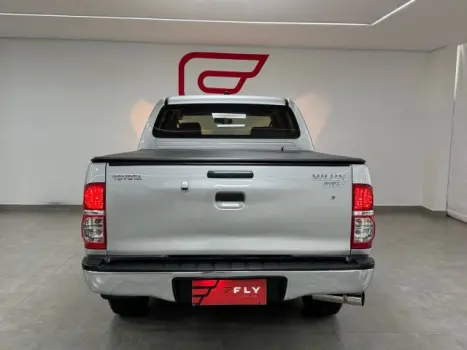 TOYOTA Hilux Caminhonete 2.7 16V 4P SRV FLEX 4X4  CABINE DUPLA AUTOMTICO, Foto 15