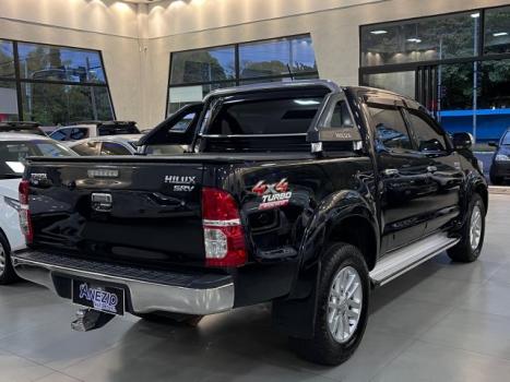 TOYOTA Hilux Caminhonete 3.0 4P 4X4 SRV TURBO DIESEL CABINE DUPLA, Foto 10