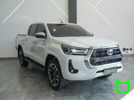 TOYOTA Hilux Caminhonete 2.8 16V 4P SRX DIESEL CABINE DUPLA, Foto 1