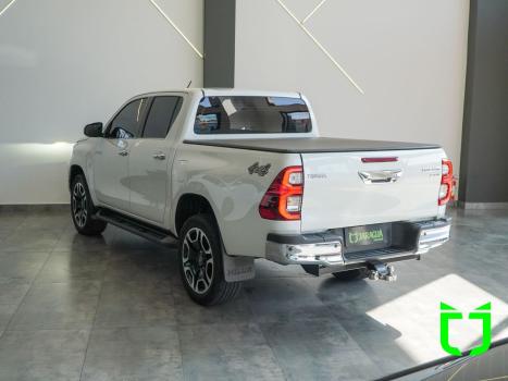 TOYOTA Hilux Caminhonete 2.8 16V 4P SRX DIESEL CABINE DUPLA, Foto 4