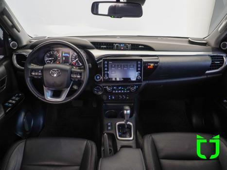 TOYOTA Hilux Caminhonete 2.8 16V 4P SRX DIESEL CABINE DUPLA, Foto 13