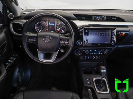 TOYOTA Hilux Caminhonete 2.8 16V 4P SRX DIESEL CABINE DUPLA, Foto 14
