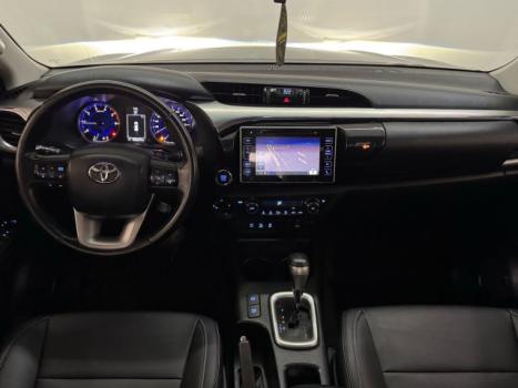 TOYOTA Hilux Caminhonete 2.8 16V SRX 4X4 DIESEL CABINE DUPLA AUTOMTICO, Foto 7
