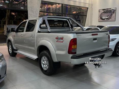 TOYOTA Hilux Caminhonete 3.0 4P 4X4 SRV TURBO DIESEL CABINE DUPLA, Foto 3