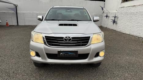 TOYOTA Hilux Caminhonete 3.0 4P 4X4 SRV TURBO DIESEL CABINE DUPLA AUTOMTICO, Foto 2