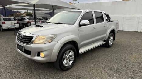 TOYOTA Hilux Caminhonete 3.0 4P 4X4 SRV TURBO DIESEL CABINE DUPLA AUTOMTICO, Foto 3