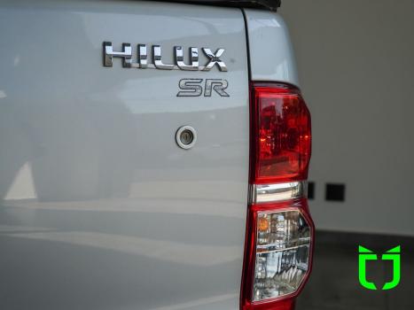 TOYOTA Hilux Caminhonete 2.7 16V 4P SR FLEX CABINE DUPLA AUTOMTICO, Foto 8
