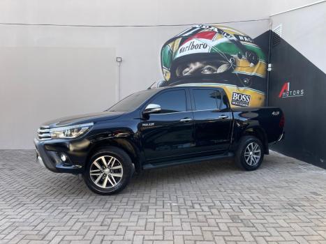 TOYOTA Hilux Caminhonete 2.8 16V SRX 4X4 TURBO DIESEL CABINE DUPLA AUTOMTICO, Foto 2