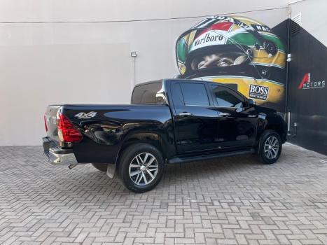 TOYOTA Hilux Caminhonete 2.8 16V SRX 4X4 TURBO DIESEL CABINE DUPLA AUTOMTICO, Foto 6