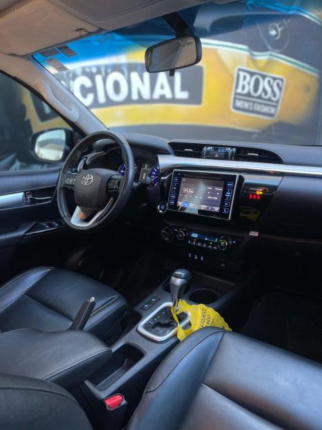 TOYOTA Hilux Caminhonete 2.8 16V SRX 4X4 TURBO DIESEL CABINE DUPLA AUTOMTICO, Foto 12