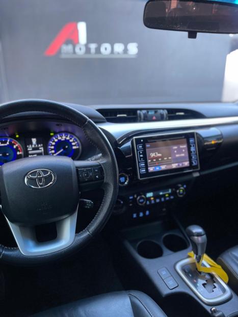 TOYOTA Hilux Caminhonete 2.8 16V SRX 4X4 TURBO DIESEL CABINE DUPLA AUTOMTICO, Foto 23