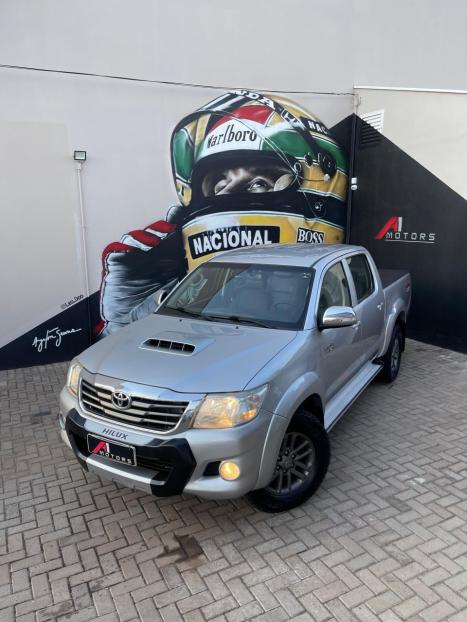 TOYOTA Hilux Caminhonete 3.0 4P 4X4 SRV TURBO DIESEL TOP CABINE DUPLA AUTOMTICO, Foto 9
