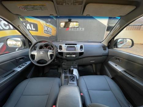 TOYOTA Hilux Caminhonete 3.0 4P 4X4 SRV TURBO DIESEL TOP CABINE DUPLA AUTOMTICO, Foto 11