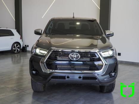 TOYOTA Hilux Caminhonete 2.8 16V SRV 4X4 DIESEL CABINE DUPLA AUTOMTICO, Foto 2
