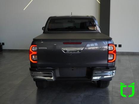 TOYOTA Hilux Caminhonete 2.8 16V SRV 4X4 DIESEL CABINE DUPLA AUTOMTICO, Foto 5