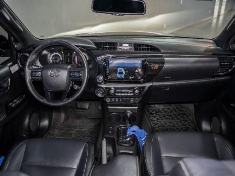 TOYOTA Hilux Caminhonete 2.8 16V SRX 4X4 DIESEL CABINE DUPLA AUTOMTICO, Foto 3
