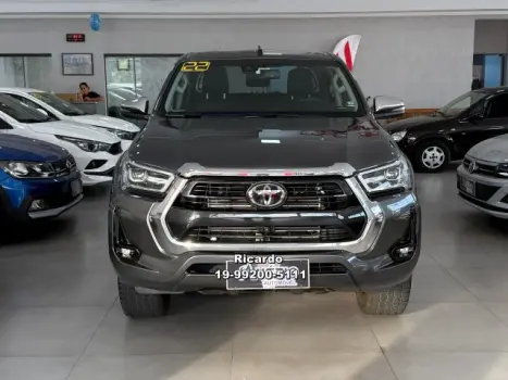 TOYOTA Hilux Caminhonete 2.8 16V SRX 4X4 DIESEL CABINE DUPLA AUTOMTICO, Foto 4